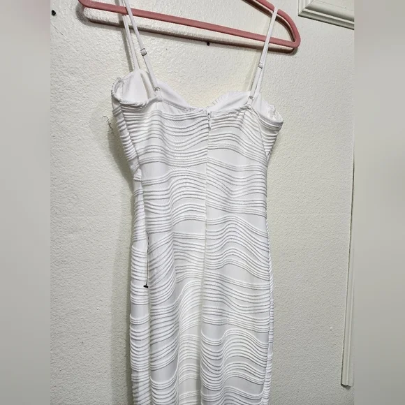 Lulus Undeniable Icon White Textured Bustier Bodycon Midi Dress S Wedding Party - Picture 9 of 10